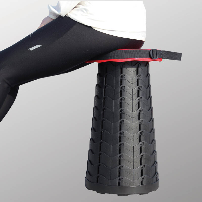 Ghế Gấp Gọn Di Động Bằng Nhựa - Màu Đỏ - Locknlock - LHI519RED, , large image number null